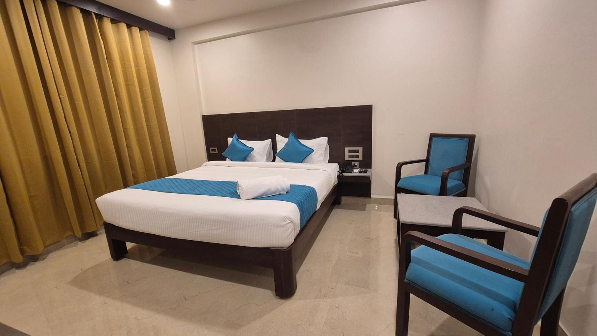Hotel Janas Tirupati Exterior foto