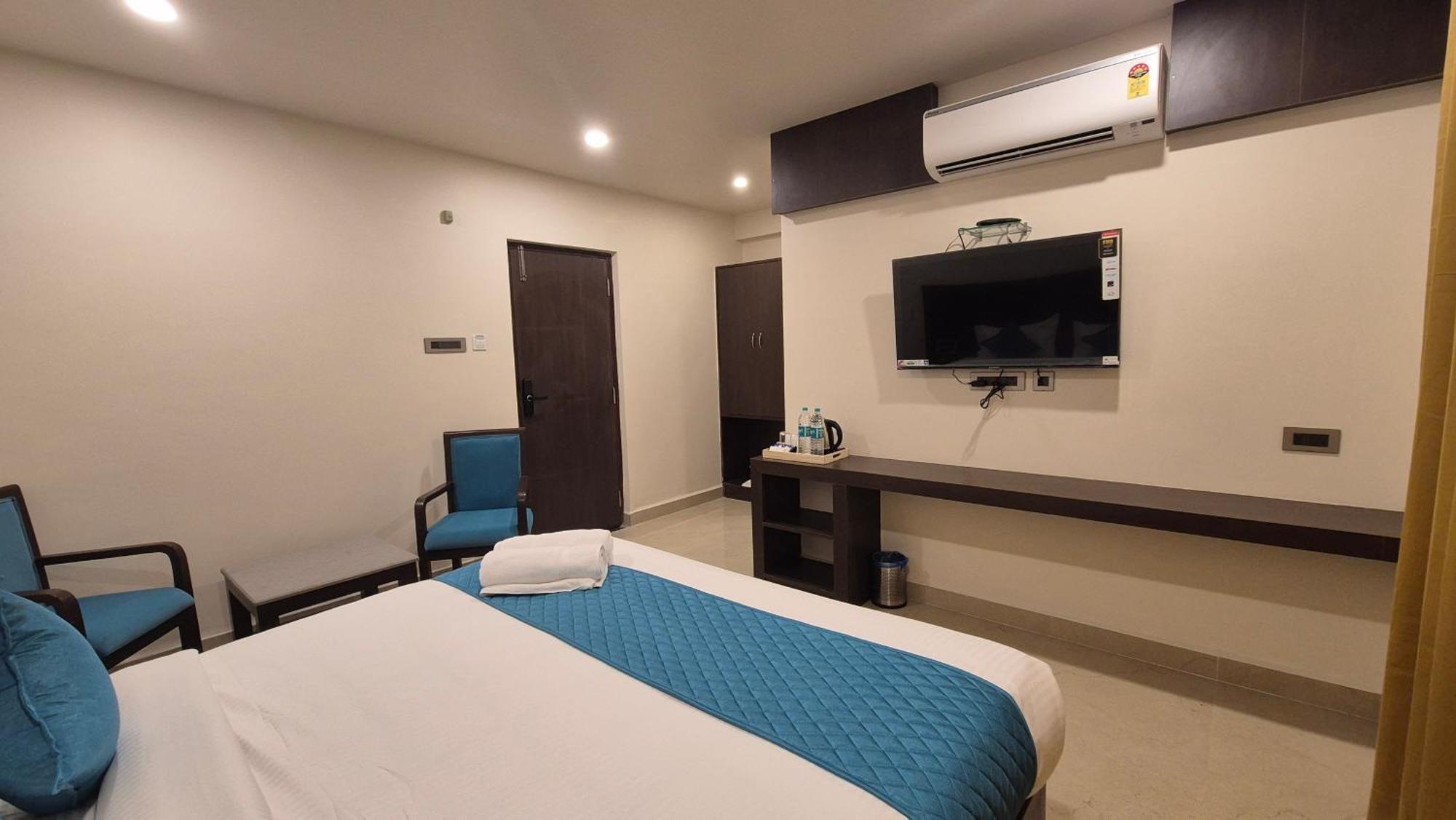 Hotel Janas Tirupati Exterior foto