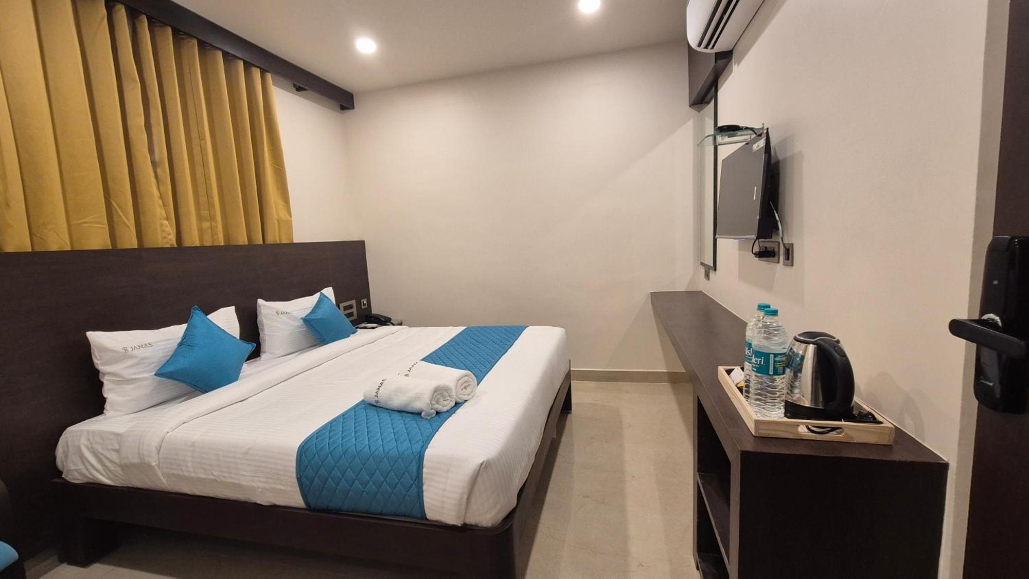 Hotel Janas Tirupati Exterior foto